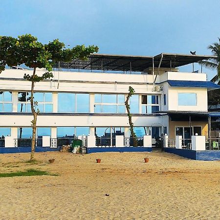 Alleppey Holiday Beach Resort Alappuzha Esterno foto