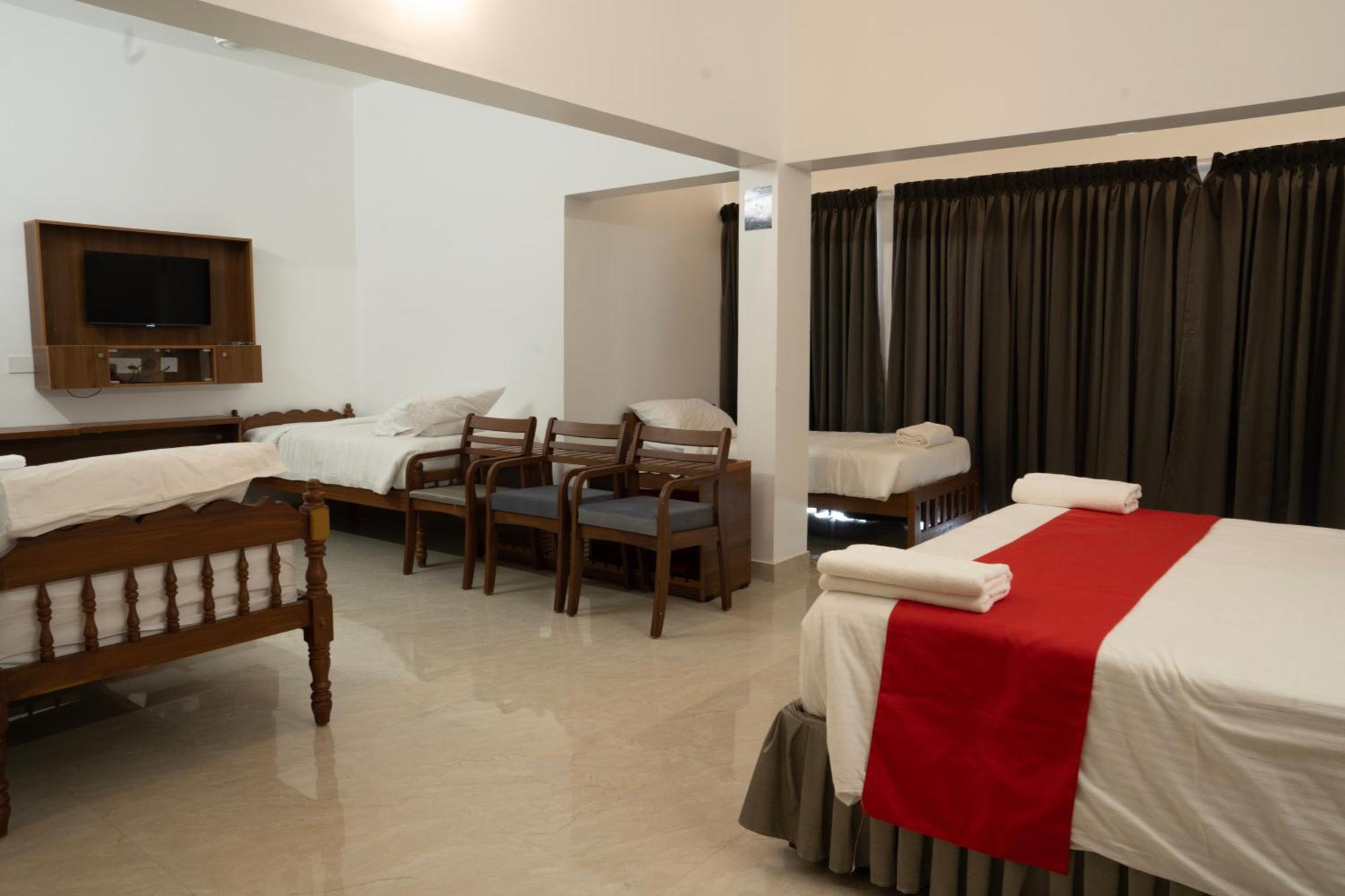 Alleppey Holiday Beach Resort Alappuzha Esterno foto