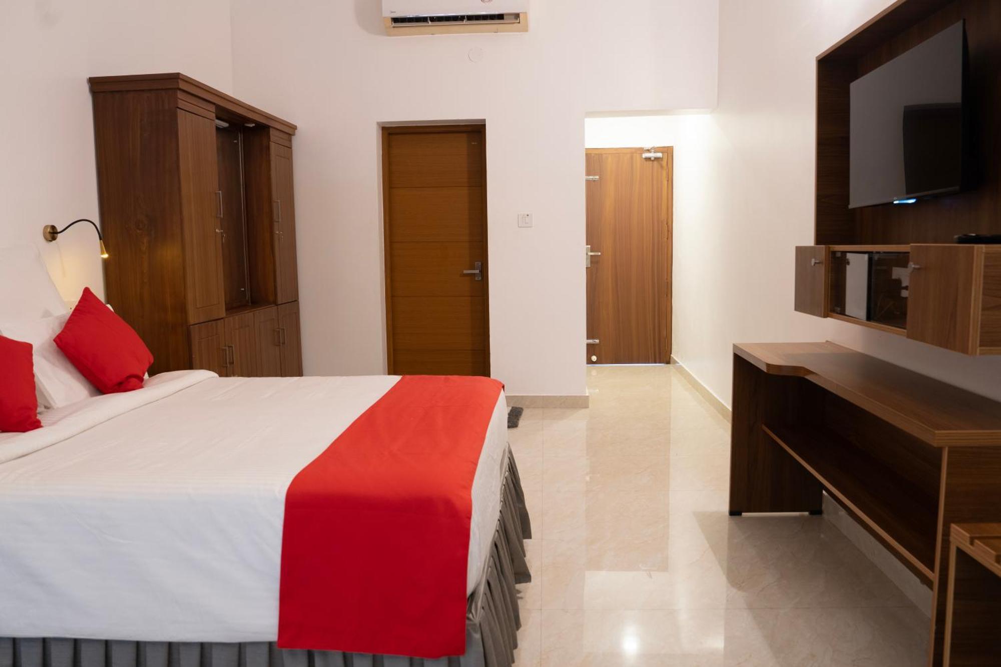 Alleppey Holiday Beach Resort Alappuzha Esterno foto